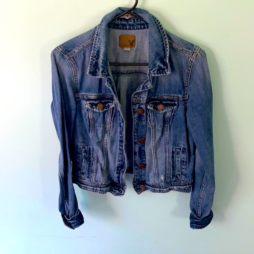 Jean Jacket. American Eagle. Size M.